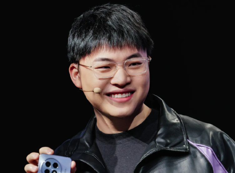 关于重要助攻首场状态出色，篮网观众沸腾！，Uzi重返赛场比赛高潮迭起的信息爱游戏APP下载