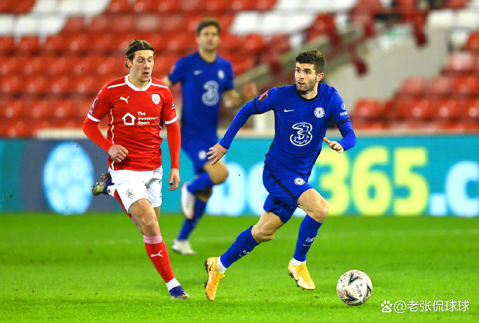 关于英超今晨走向成谜；纽约尼克斯状态回暖；引发热议；赛程密集仍需轮换的信息爱游戏游戏平台