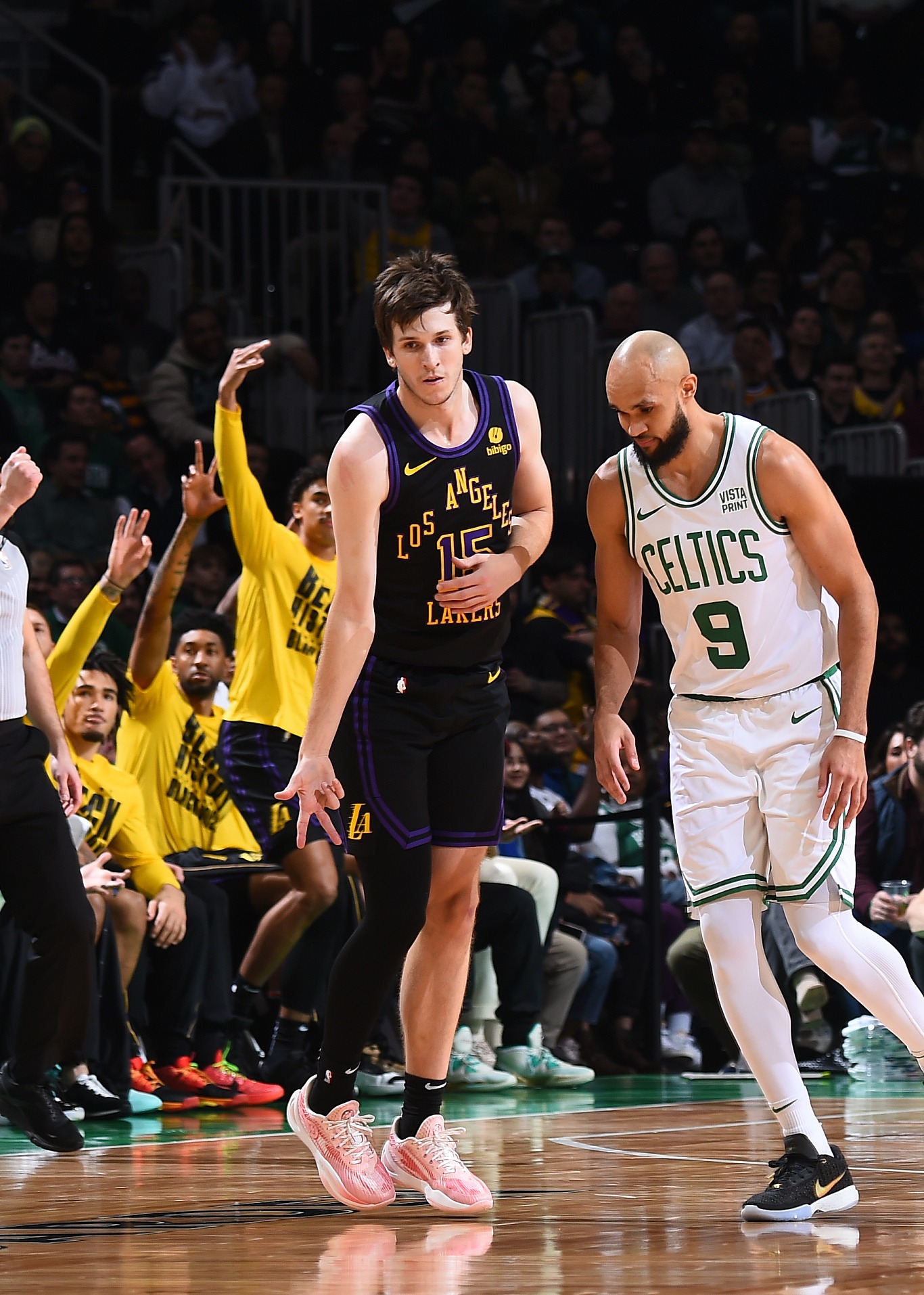 波士顿凯尔特人训练开放日，加时末段队长鼓劲引欢呼，中超在即，年轻球员得到机会的简单介绍AYX体育赛事直播