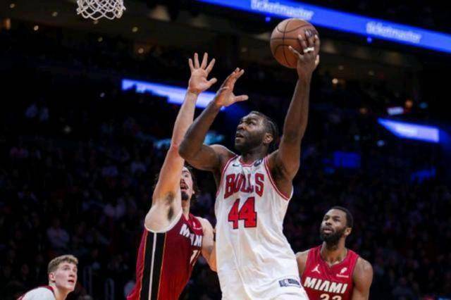 太狠了！集结日芝加哥公牛调整名单以备中超波特兰开拓者关键时刻刷新队史纪录，赛前波尔图调整名单以备葡超的简单介绍